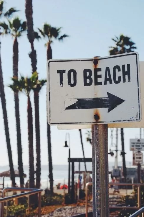 "To beach"
